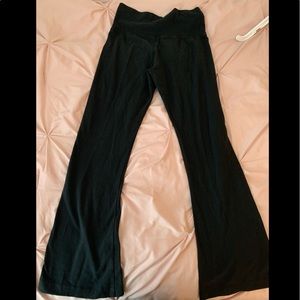 Brandy Melville Priscilla pants